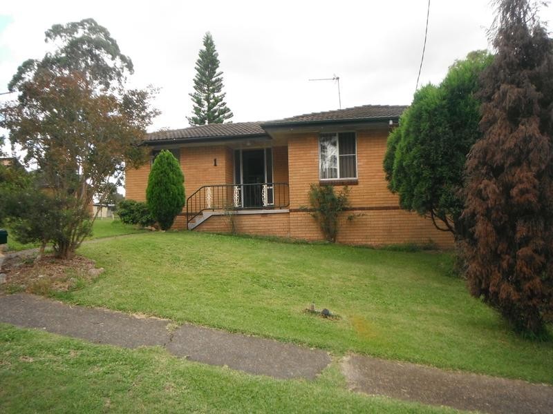 1 Scott Close, Raymond Terrace NSW 2324