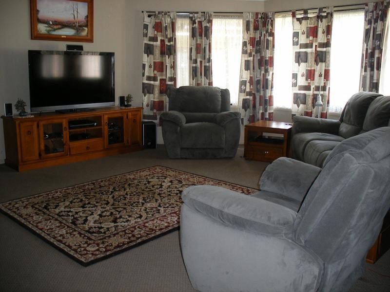 11 Adastra Close, Raymond Terrace NSW 2324