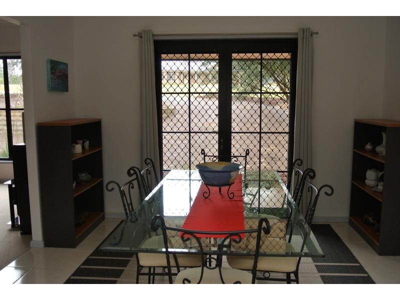8 North Esk Drive, Seaham NSW 2324