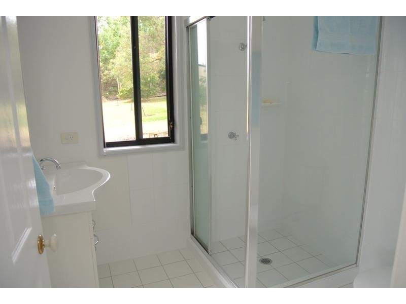 8 North Esk Drive, Seaham NSW 2324