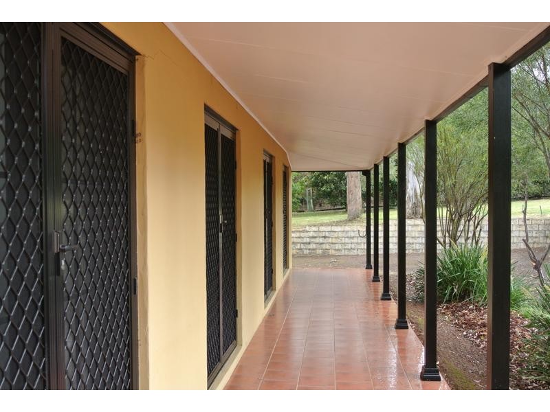 8 North Esk Drive, Seaham NSW 2324
