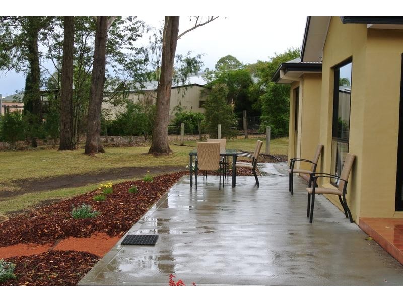 8 North Esk Drive, Seaham NSW 2324