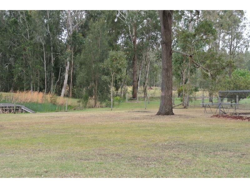 8 North Esk Drive, Seaham NSW 2324