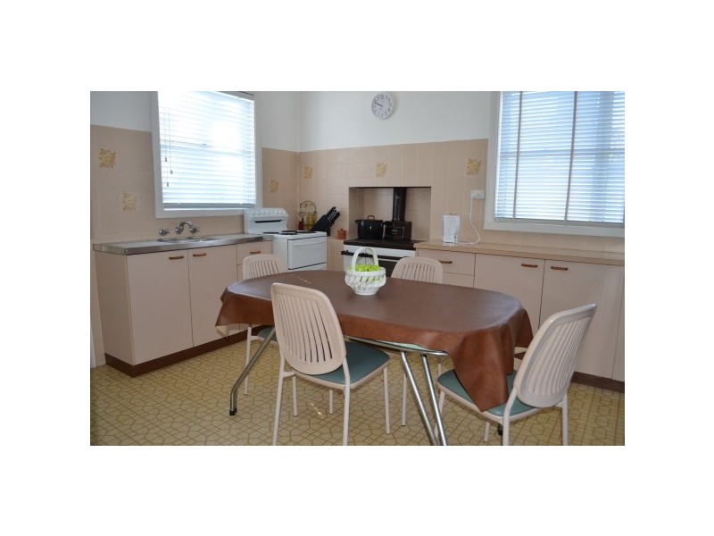 8 Tathra Street, Raymond Terrace NSW 2324