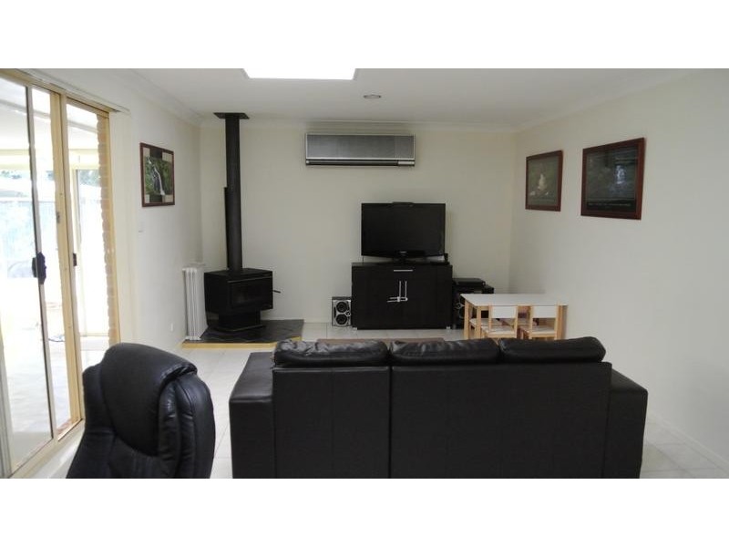 3 Holt Place, Raymond Terrace NSW 2324
