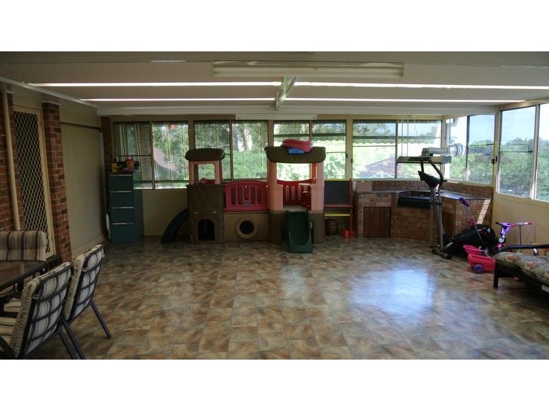 3 Holt Place, Raymond Terrace NSW 2324