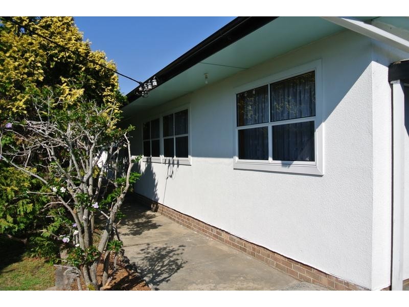 3 Gwen Parade, Raymond Terrace NSW 2324