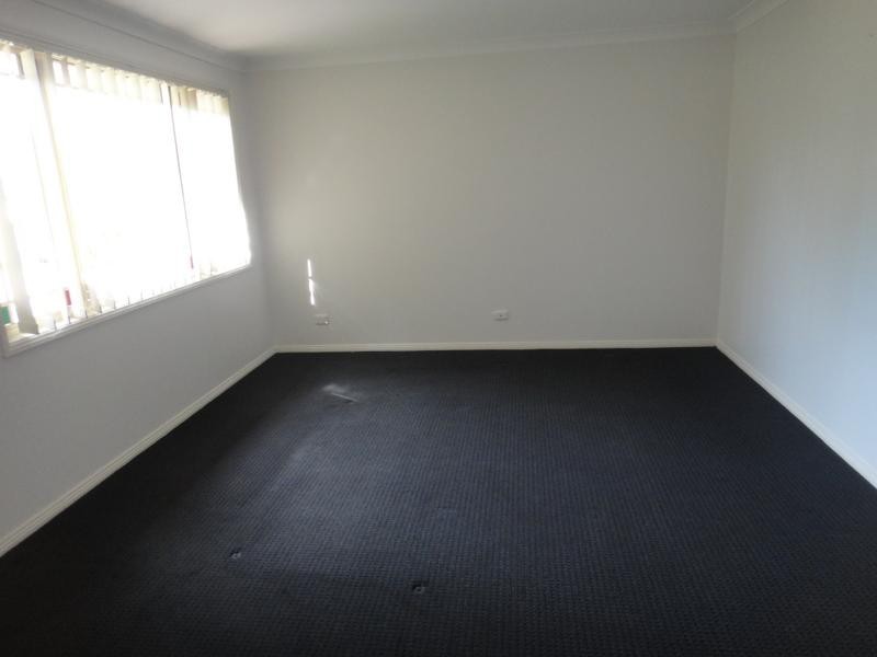 4 Replica Close, Raymond Terrace NSW 2324