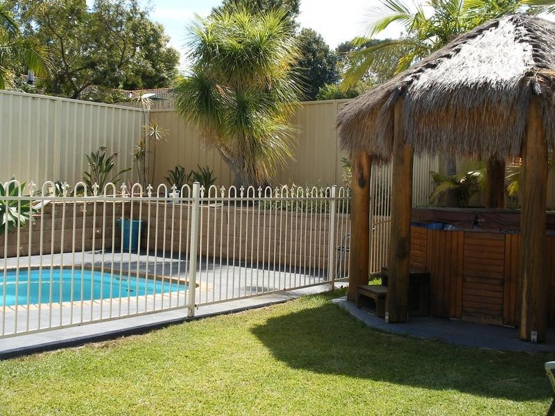 15 Elliott Close, Raymond Terrace NSW 2324