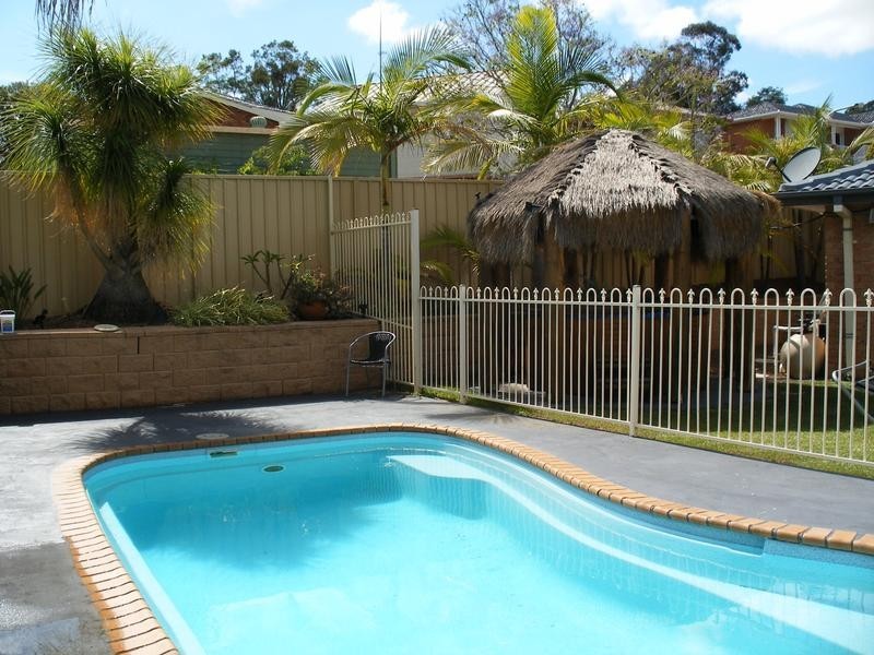 15 Elliott Close, Raymond Terrace NSW 2324