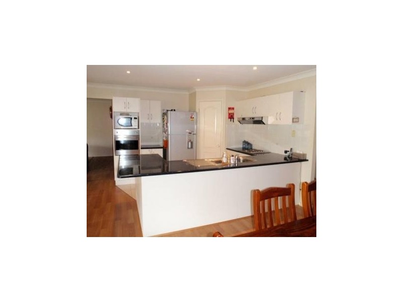 38 Creighton Drive, Medowie NSW 2318