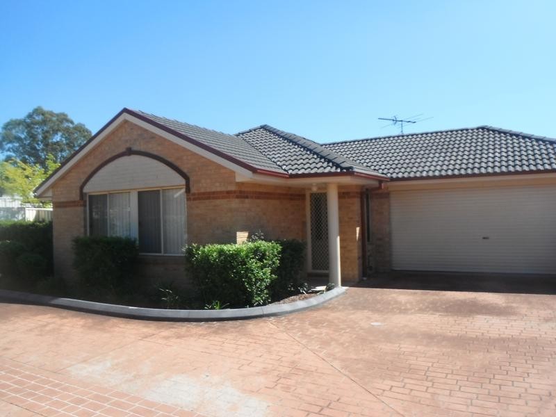 1/28 Gwen Parade, Raymond Terrace NSW 2324