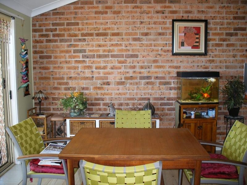 2/12 Elliott Close, Raymond Terrace NSW 2324