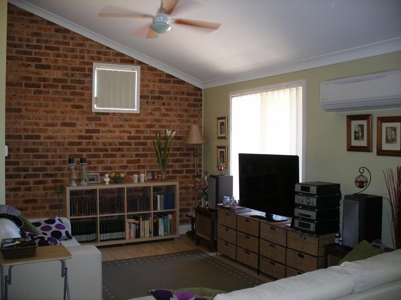 2/12 Elliott Close, Raymond Terrace NSW 2324