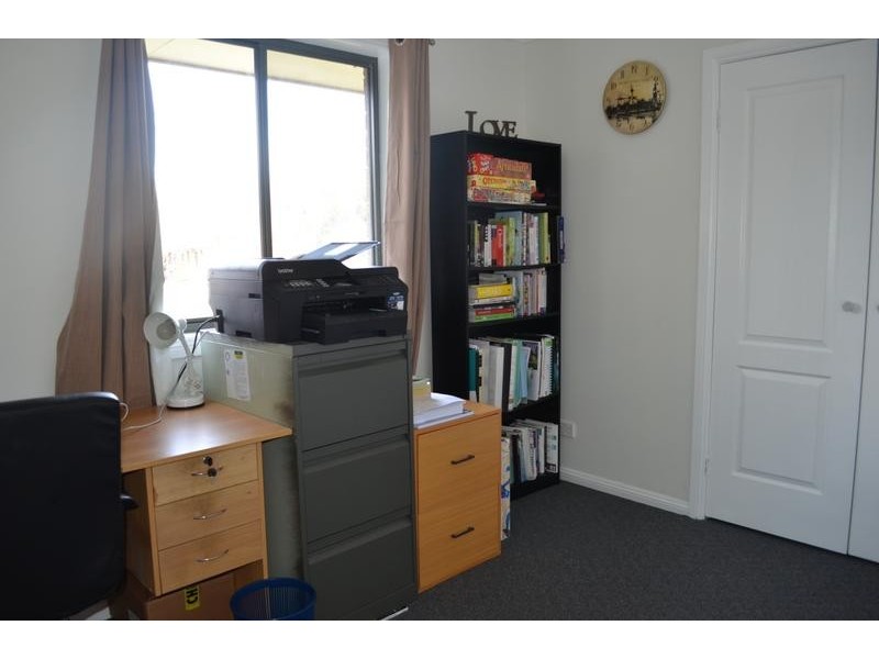 3 Meehan Road, Raymond Terrace NSW 2324