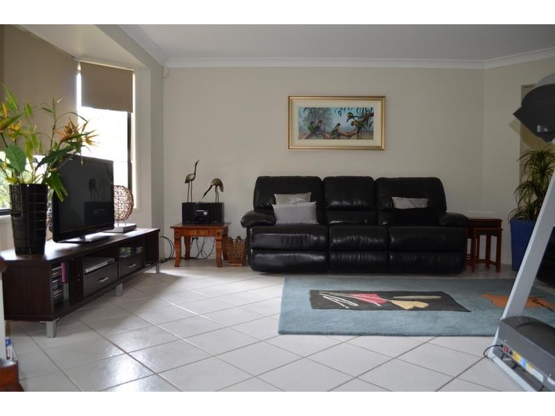 5 Johnson Ave, Karuah NSW 2324