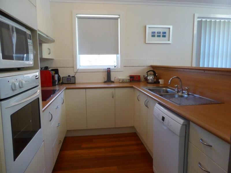 15 Waterfront Road, Swan Bay NSW 2324
