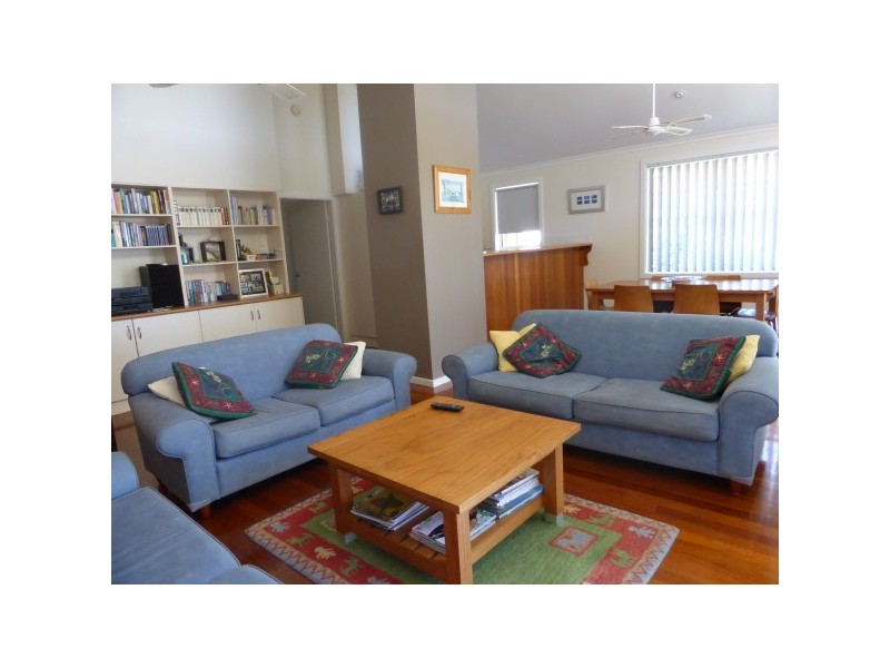 15 Waterfront Road, Swan Bay NSW 2324