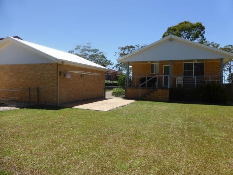15 Waterfront Road, Swan Bay NSW 2324