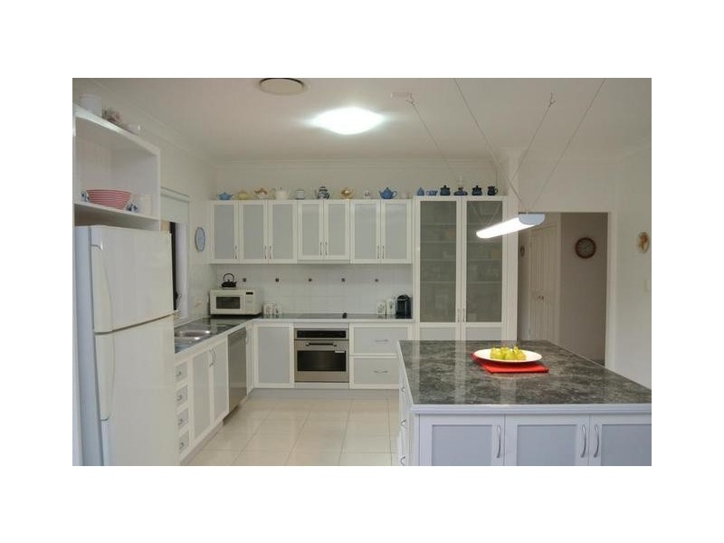 8 North Esk Drive, Seaham NSW 2324