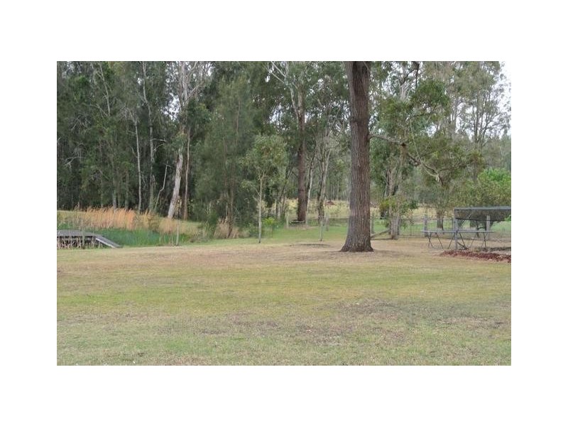 8 North Esk Drive, Seaham NSW 2324