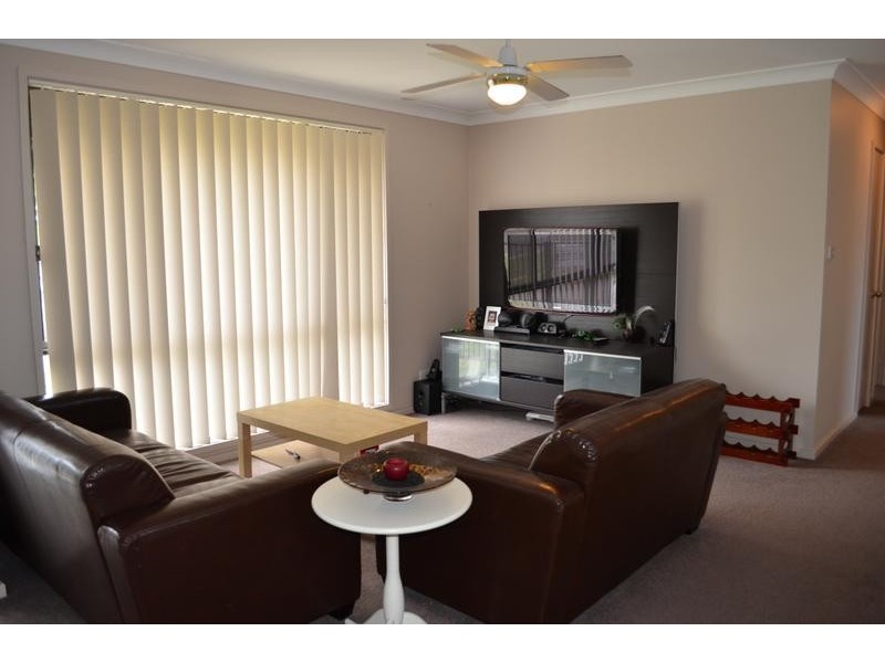 1a Melba Crescent, Raymond Terrace NSW 2324