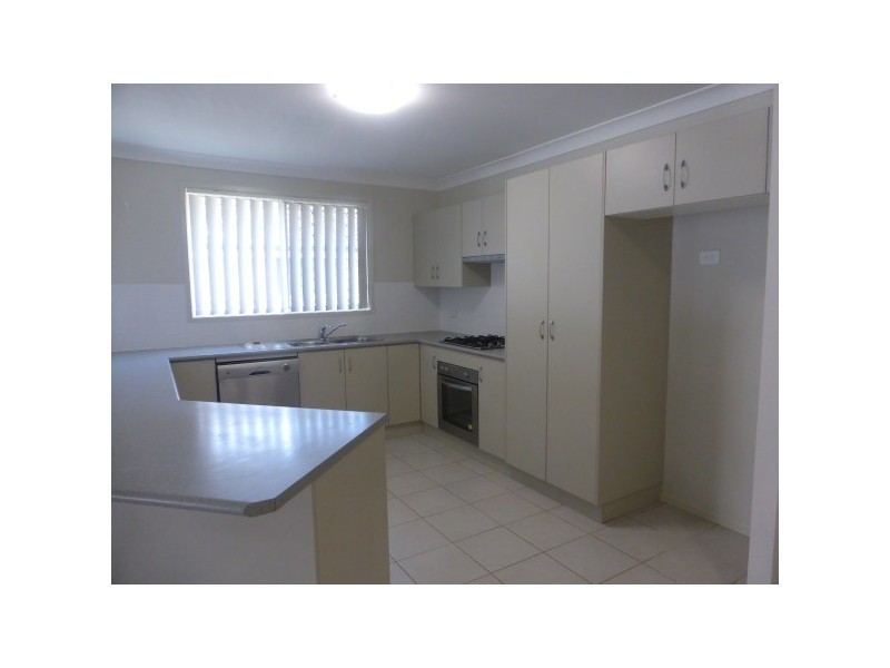 37 Martens Ave, Raymond Terrace NSW 2324