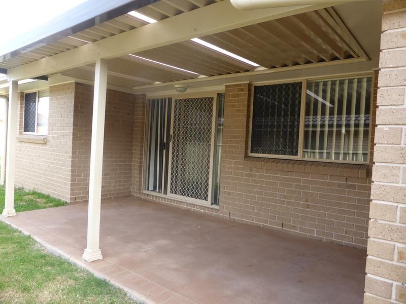 37 Martens Ave, Raymond Terrace NSW 2324