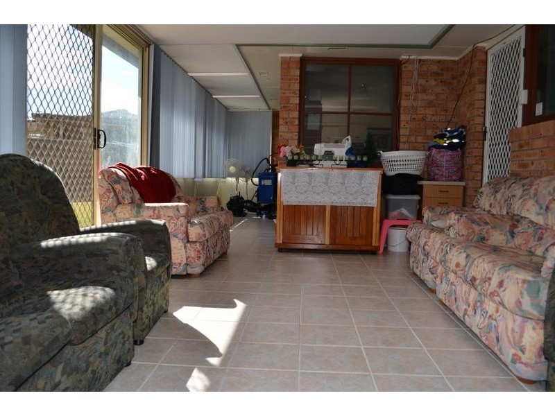 8 Deas Place, Raymond Terrace NSW 2324