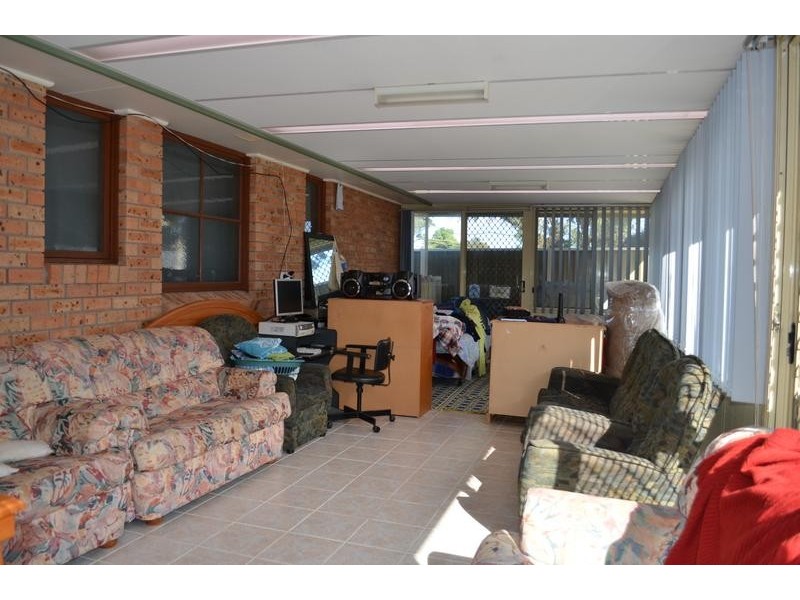 8 Deas Place, Raymond Terrace NSW 2324