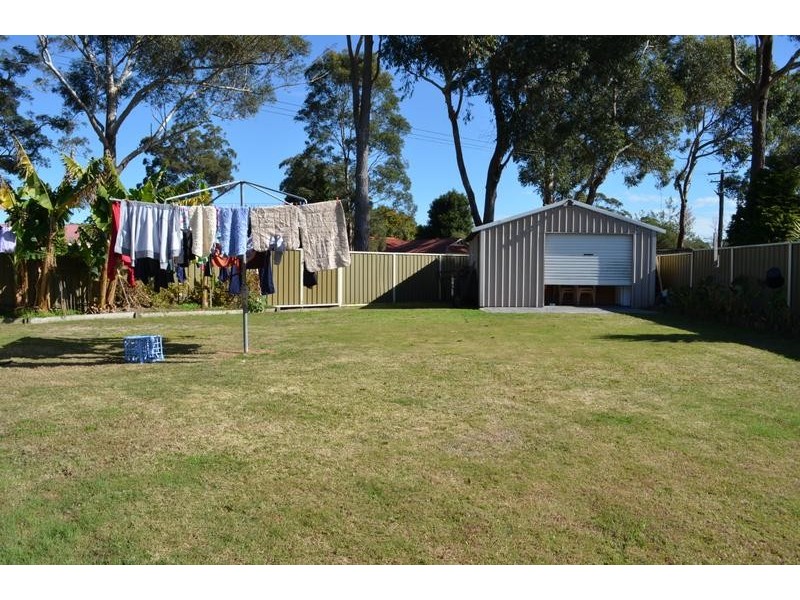 8 Deas Place, Raymond Terrace NSW 2324