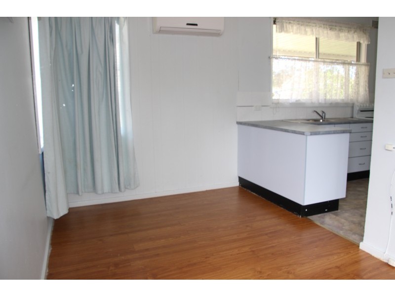 2 Morgan Crescent, Raymond Terrace NSW 2324