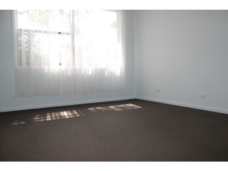 2 Morgan Crescent, Raymond Terrace NSW 2324