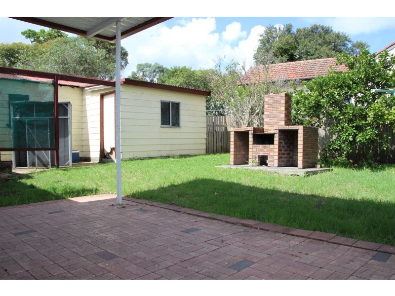 2 Morgan Crescent, Raymond Terrace NSW 2324