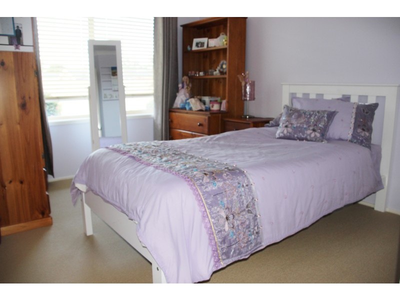 31 Cederwood Crescent, Raymond Terrace NSW 2324