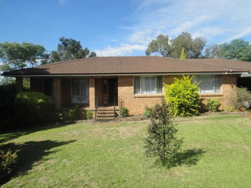 7 Dixon Street, Seaham NSW 2324