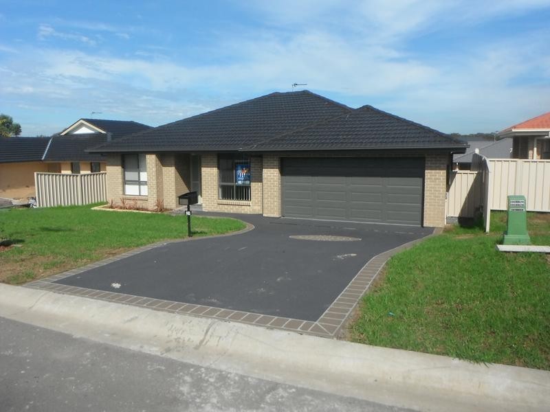 24 Closebourne Way, Raymond Terrace NSW 2324