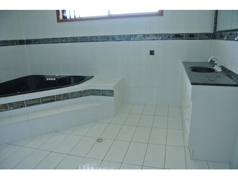 6 Elwin Road, Raymond Terrace NSW 2324