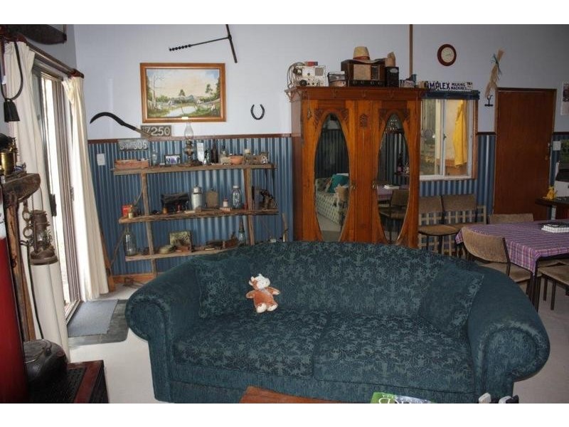 13 Notts Lane, Glen Oak NSW 2320