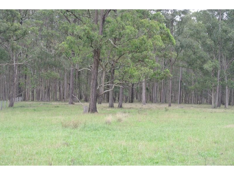 13 Notts Lane, Glen Oak NSW 2320