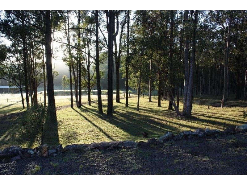 13 Notts Lane, Glen Oak NSW 2320