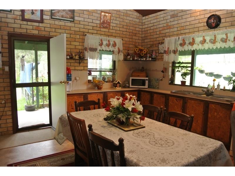 1 Giles Road, Seaham NSW 2324