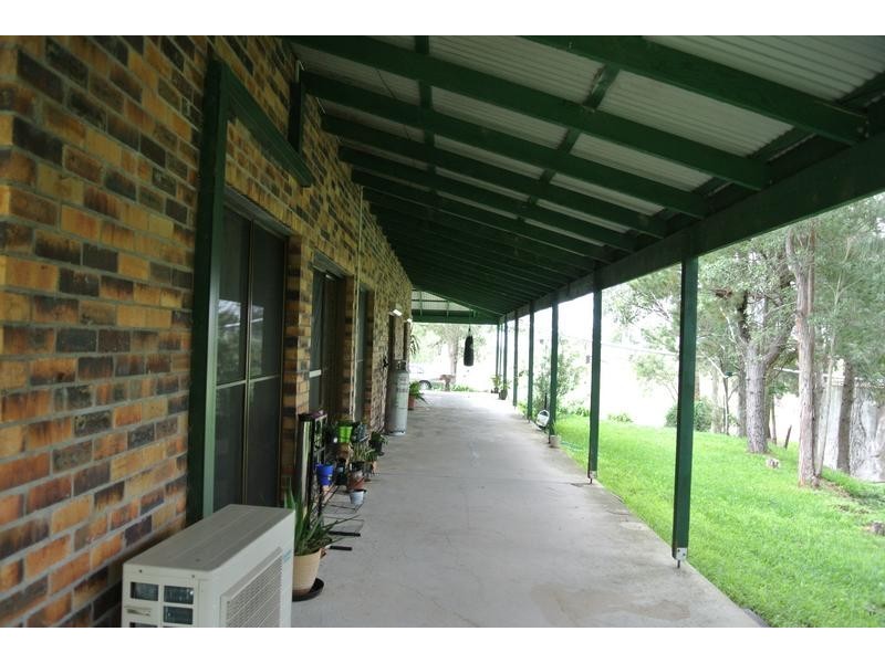 1 Giles Road, Seaham NSW 2324