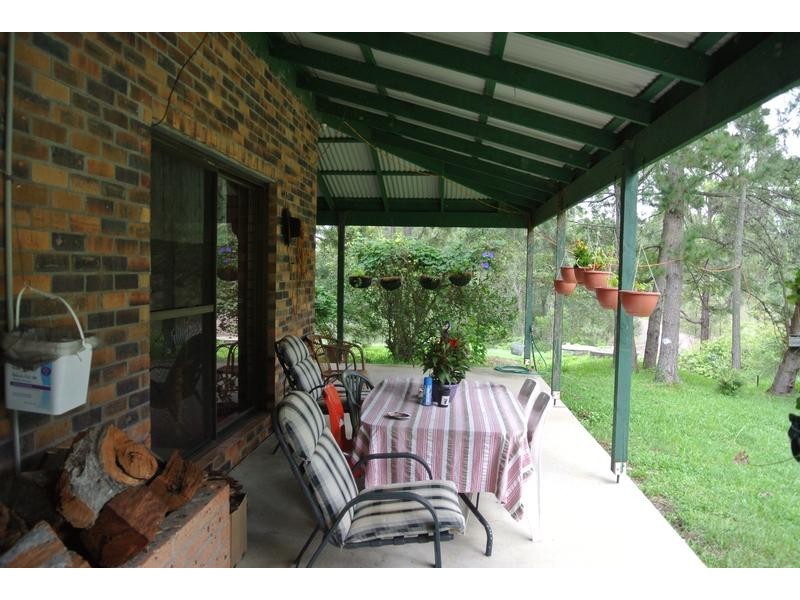 1 Giles Road, Seaham NSW 2324