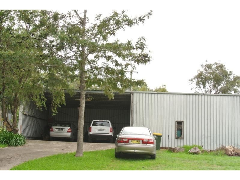 1 Giles Road, Seaham NSW 2324