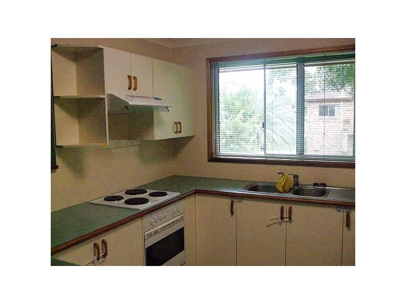 2/110 Port Stephens Street, Raymond Terrace NSW 2324