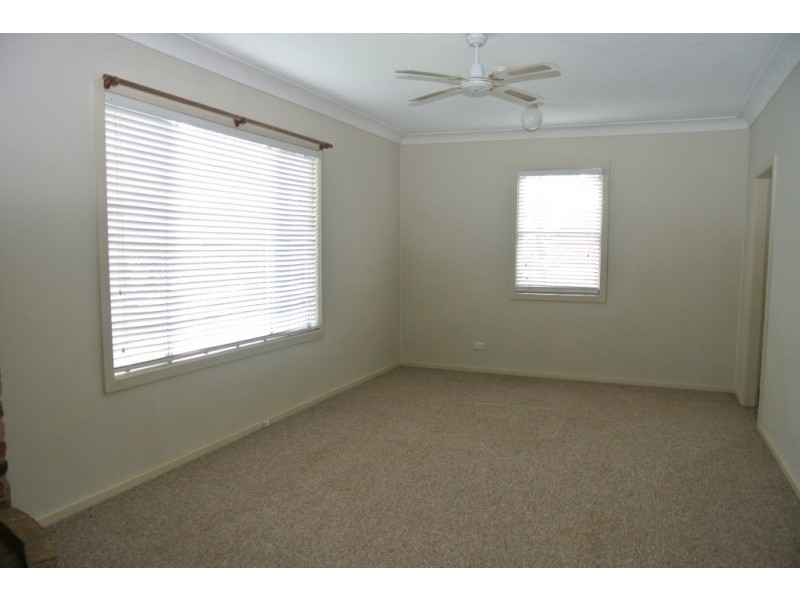 15 Morgan Crescent, Raymond Terrace NSW 2324