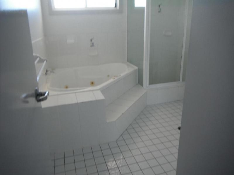 5 Cooper Place, Raymond Terrace NSW 2324