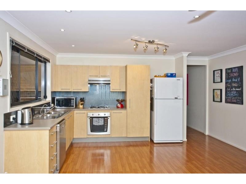 11 Boots Close, Raymond Terrace NSW 2324