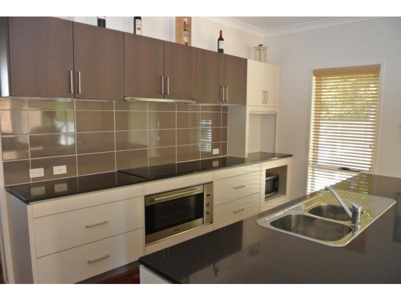 169 Benjamin Lee Drive, Raymond Terrace NSW 2324